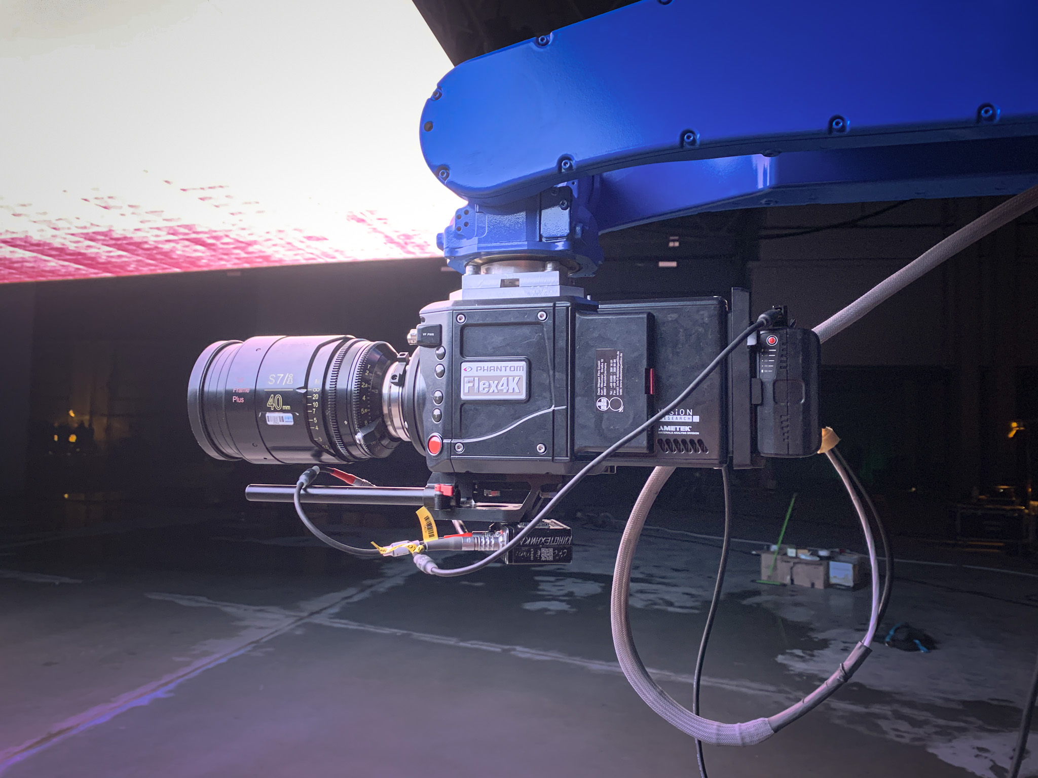 Phantom auf Roboterarm